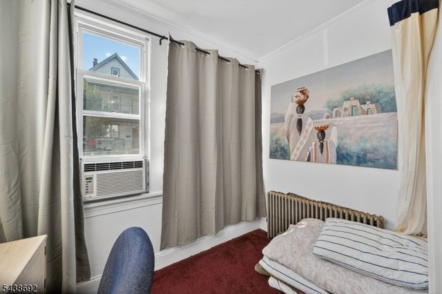 13 Sherman Pl, Clifton City, NJ 07011