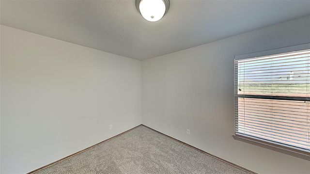 7100 Daxton Court, Warr Acres, OK 73132
