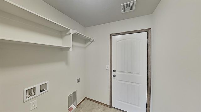7100 Daxton Court, Warr Acres, OK 73132