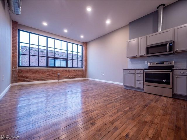 3800 Euclid Avenue 103, Cleveland, OH 44115
