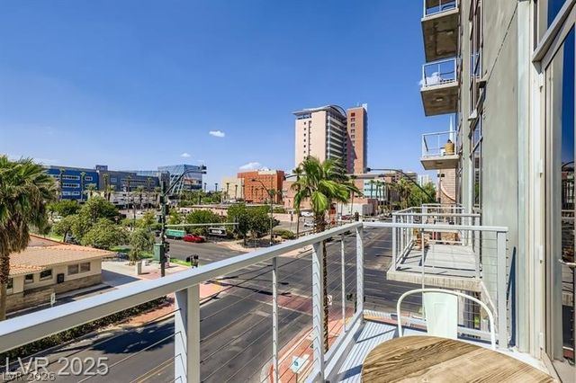 353 East Bonneville Avenue 317, Las Vegas, NV 89101