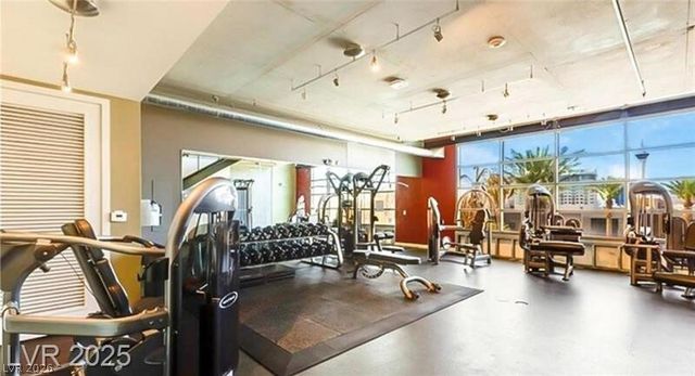 353 East Bonneville Avenue 317, Las Vegas, NV 89101