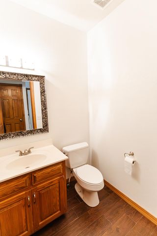 4883 S Buckingham Lane, Springfield, MO 65810