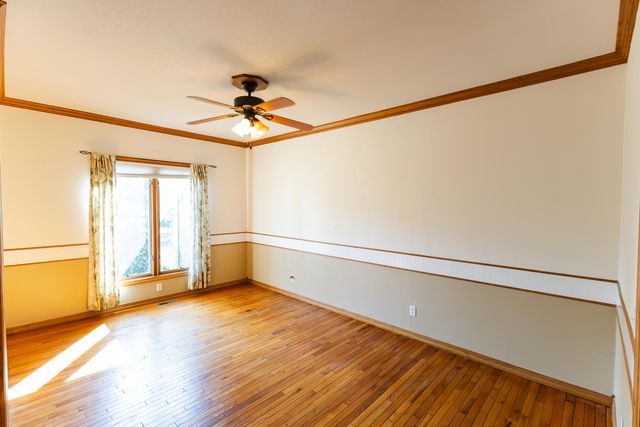 4883 S Buckingham Lane, Springfield, MO 65810