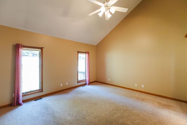 4883 S Buckingham Lane, Springfield, MO 65810