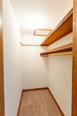 4883 S Buckingham Lane, Springfield, MO 65810