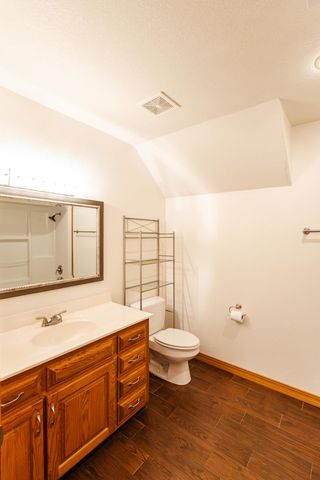 4883 S Buckingham Lane, Springfield, MO 65810