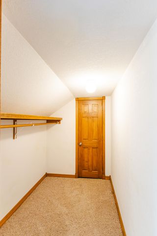 4883 S Buckingham Lane, Springfield, MO 65810