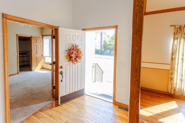 4883 S Buckingham Lane, Springfield, MO 65810