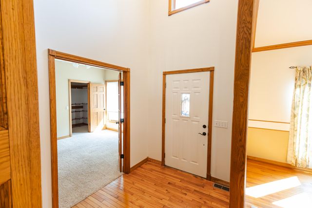 4883 S Buckingham Lane, Springfield, MO 65810