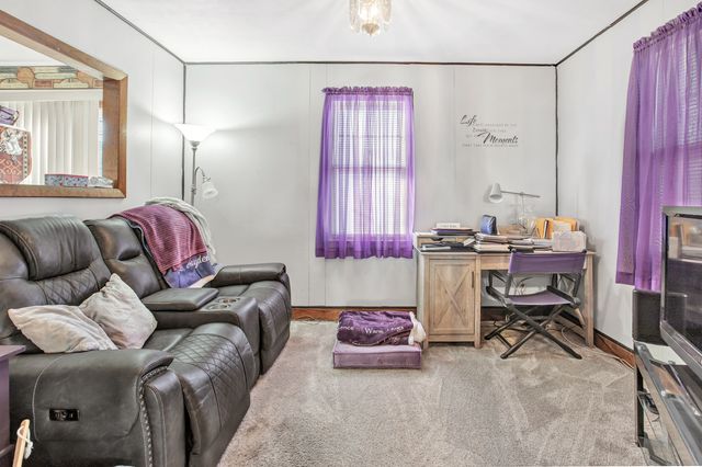 55 Glenwood Avenue, Stratford, CT 06614