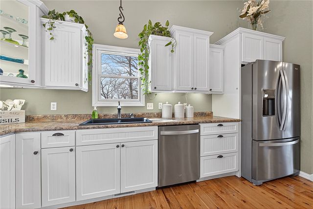 8 Arkenstone, Eureka Springs, AR 72632