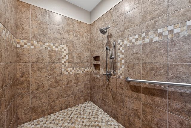 8 Arkenstone, Eureka Springs, AR 72632