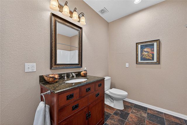 8 Arkenstone, Eureka Springs, AR 72632