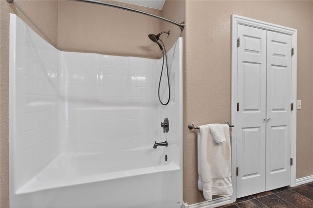 8 Arkenstone, Eureka Springs, AR 72632