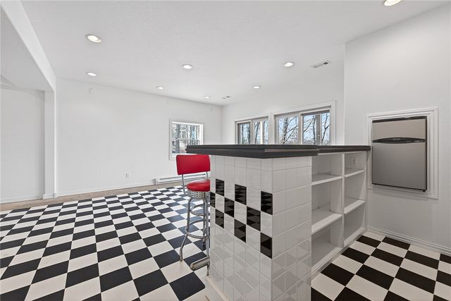 8 Arkenstone, Eureka Springs, AR 72632