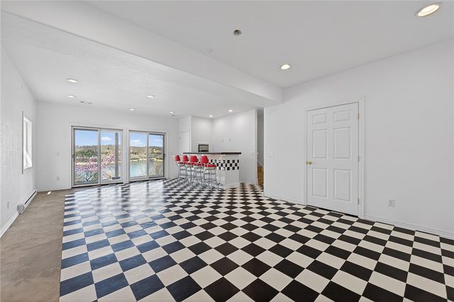 8 Arkenstone, Eureka Springs, AR 72632