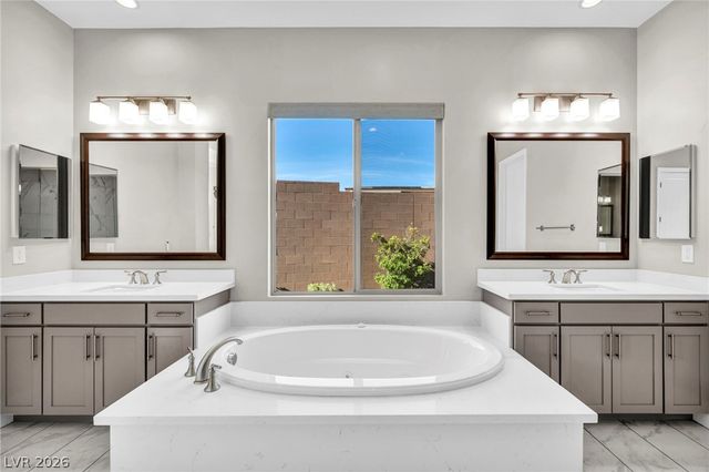 6675 DESERT CRIMSON Street, Las Vegas, NV 89148