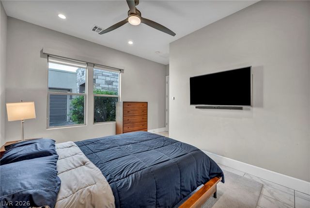 6675 DESERT CRIMSON Street, Las Vegas, NV 89148