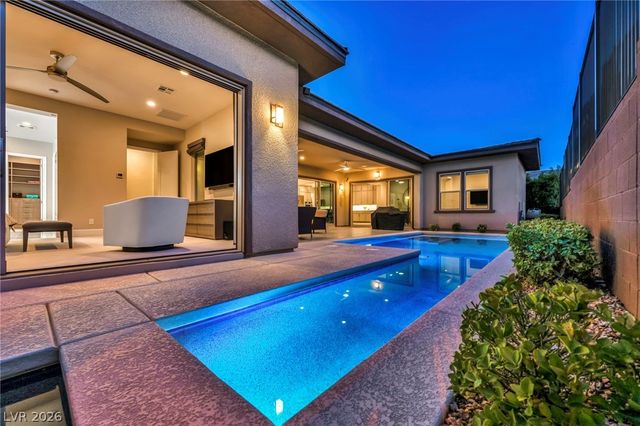 6675 DESERT CRIMSON Street, Las Vegas, NV 89148