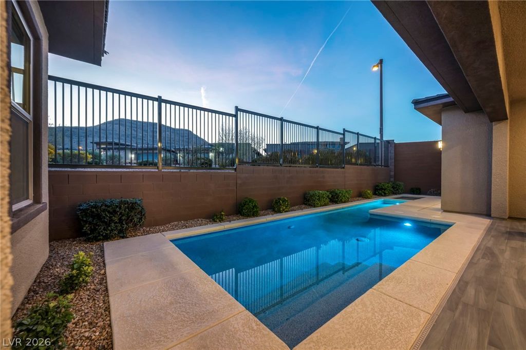 6675 DESERT CRIMSON Street, Las Vegas, NV 89148 — photo 5