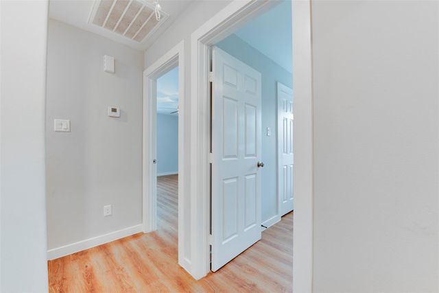 8635 Sunderland Road, Houston, TX 77028