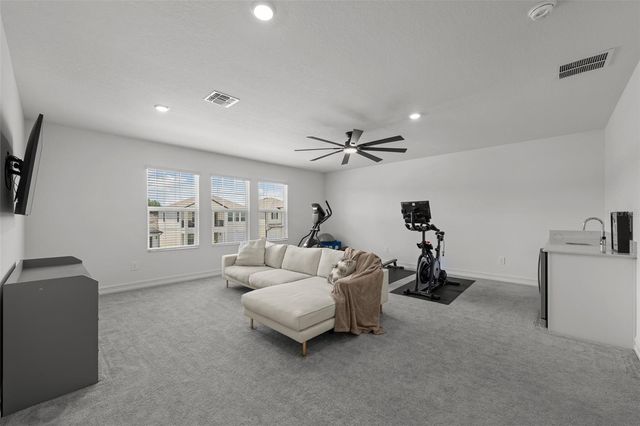18242 SERENE LAKE LOOP, Lutz, FL 33548