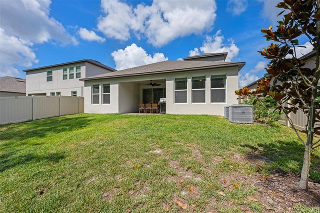 18242 SERENE LAKE LOOP, Lutz, FL 33548