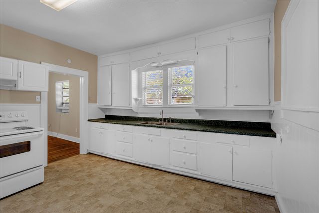 513 W Texas Street, Denison, TX 75020