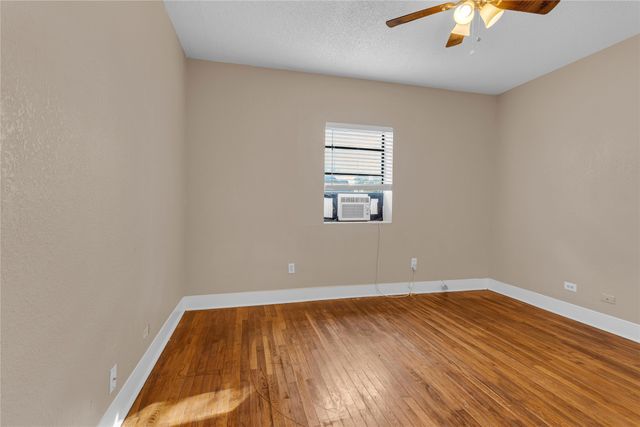 513 W Texas Street, Denison, TX 75020