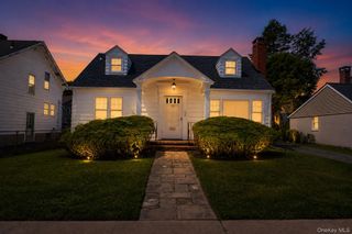52 Fountain Place, Poughkeepsie, NY 12603