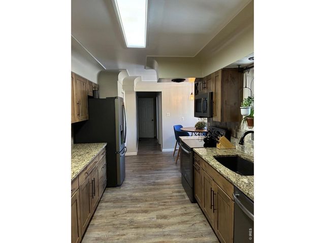 2105 51st Ave, Greeley, CO 80634