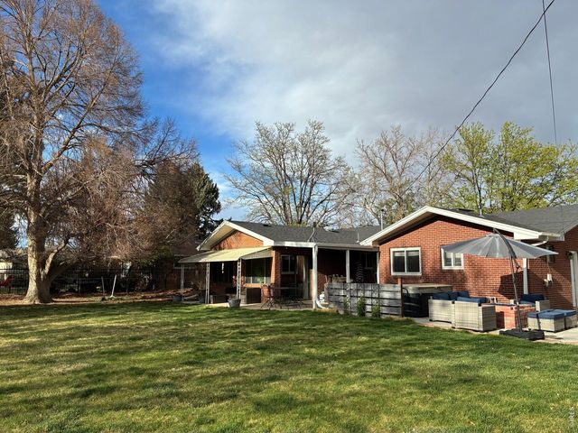 2105 51st Ave, Greeley, CO 80634