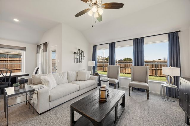 902 Misty Lane, Cleburne, TX 76033
