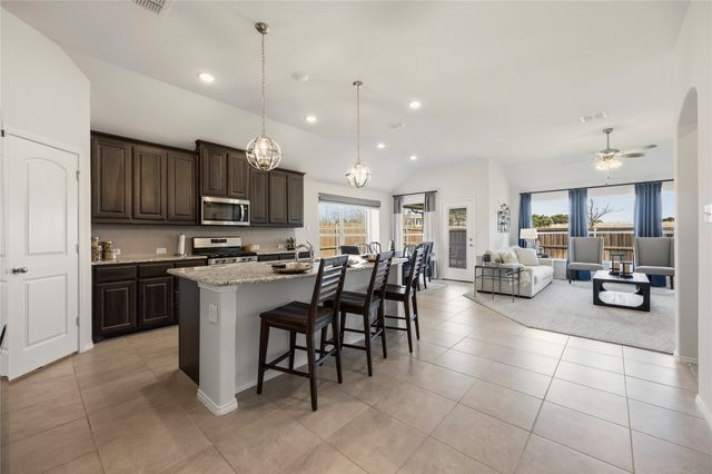 902 Misty Lane, Cleburne, TX 76033