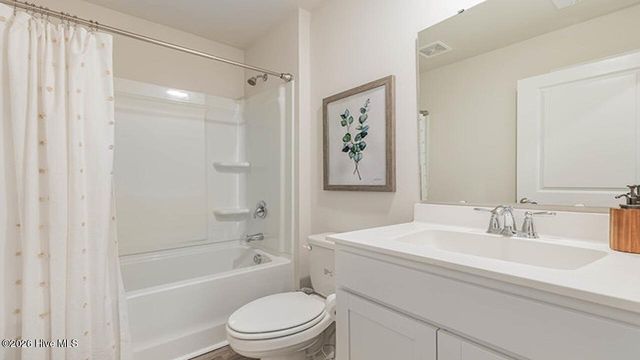 4401 East Coast Lane, Shallotte, NC 28470