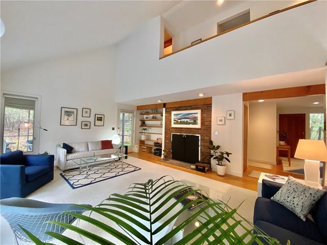 32 Estates Drive, Elmira, NY 14903