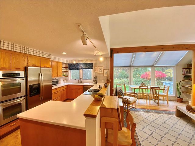 32 Estates Drive, Elmira, NY 14903