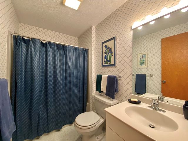 32 Estates Drive, Elmira, NY 14903