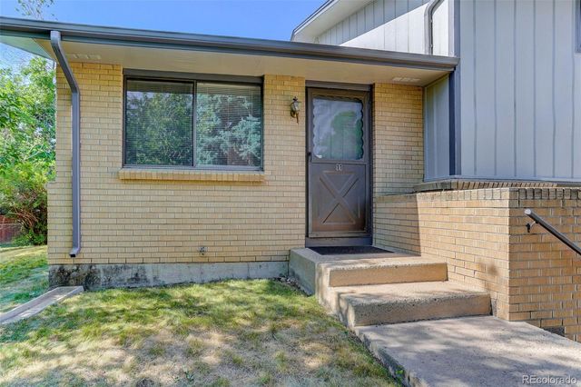 9-11 Birdsill Place, Longmont, CO 80501