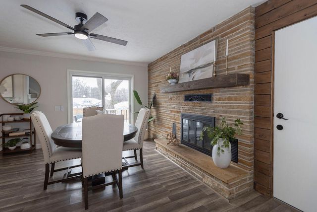 2304 E Cardinal Street, Springfield, MO 65804