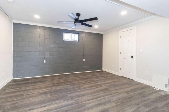 2304 E Cardinal Street, Springfield, MO 65804