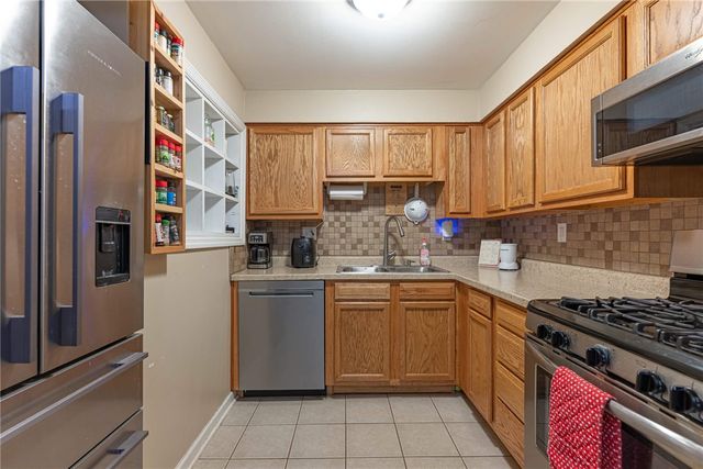 5207 Rye Drive, Huber Heights, OH 45424