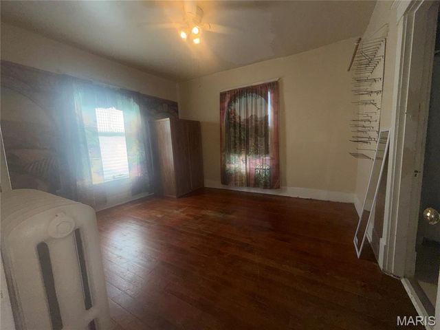 410 E 8th Street, Caruthersville, MO 63830