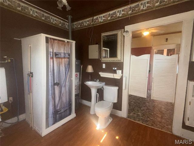 410 E 8th Street, Caruthersville, MO 63830