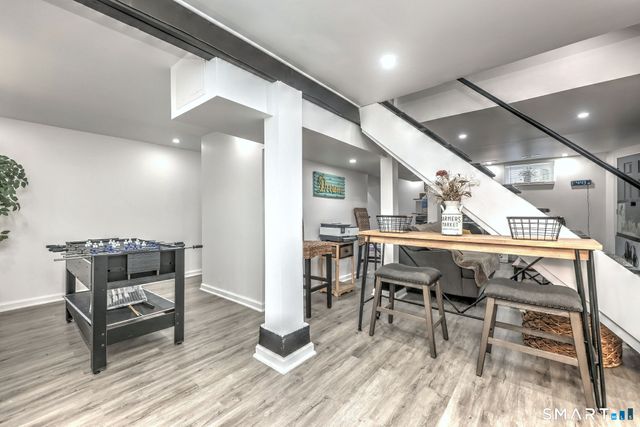 77 Raymond Street, Waterbury, CT 06706