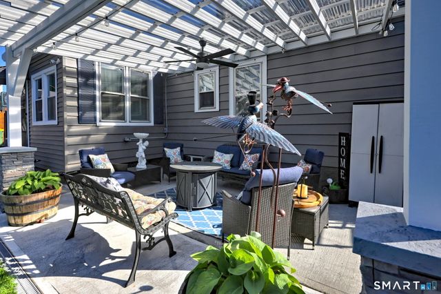 77 Raymond Street, Waterbury, CT 06706