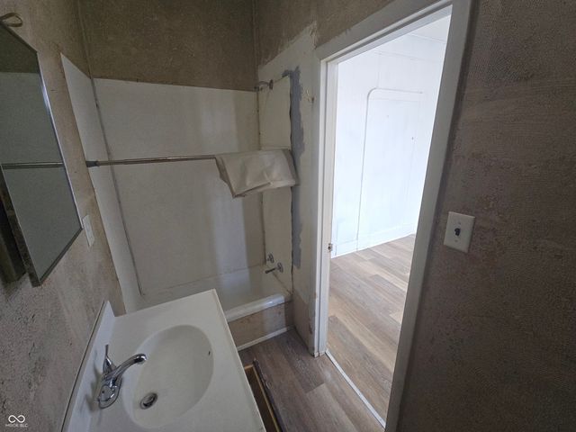 1808 E Washington Street, Indianapolis, IN 46201