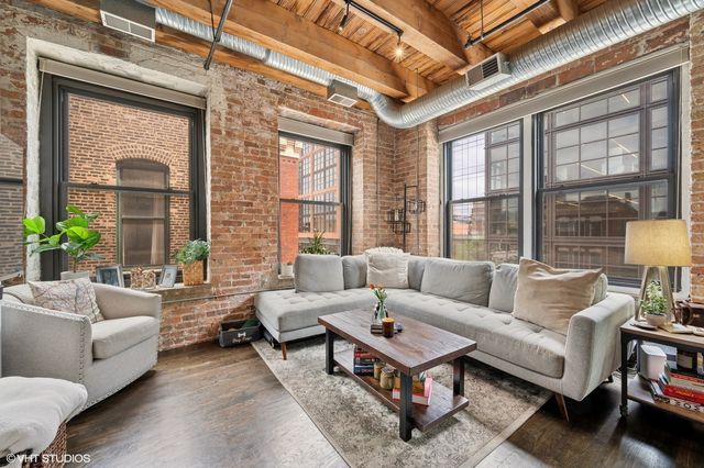 106 N Aberdeen Street 3A, Chicago, IL 60607