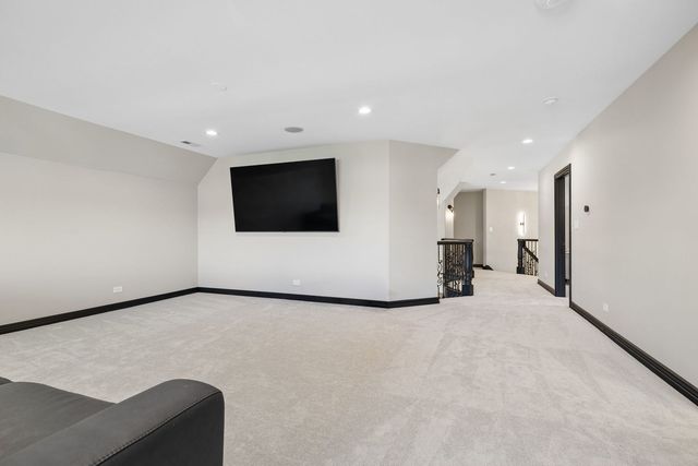 12526 Surrey Court, Mokena, IL 60448